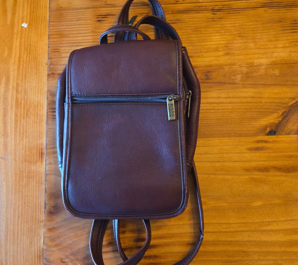 Classic Brown Leather Women's Backpack - Vintage